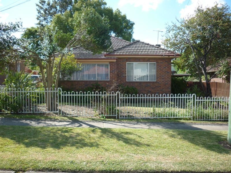 26 Cotswold Street, Westmead NSW 2145