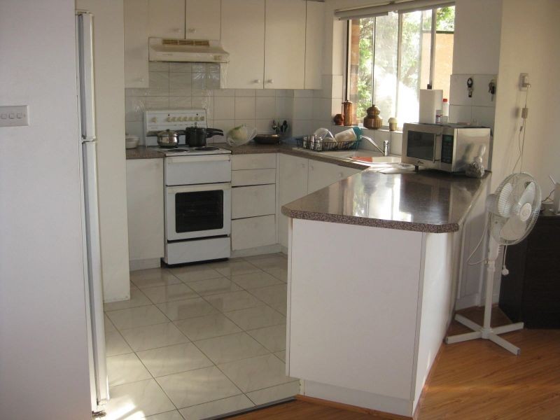 18 Thomas May Place, Westmead NSW 2145