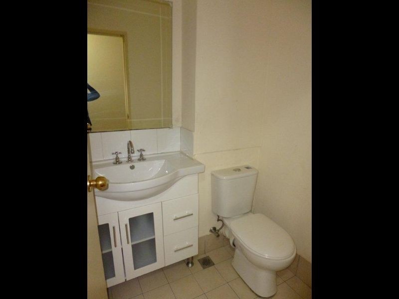 5 Good Street, Westmead NSW 2145