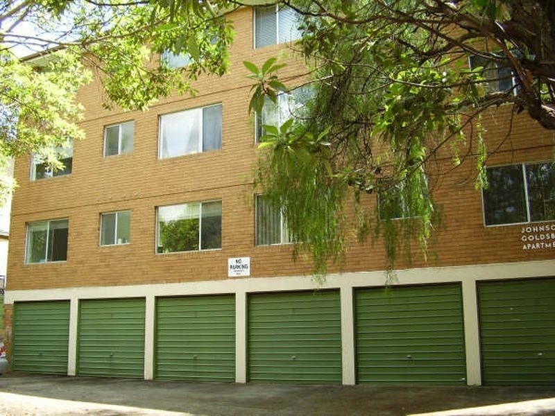 19 Queens Road, Westmead NSW 2145