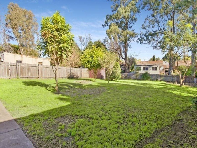 21 Schools Parade, Westmead NSW 2145