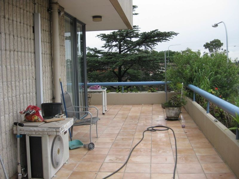 27 Railway Parade, Westmead NSW 2145