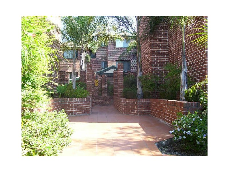 28-32 BRIDGE ROAD, Hornsby NSW 2077