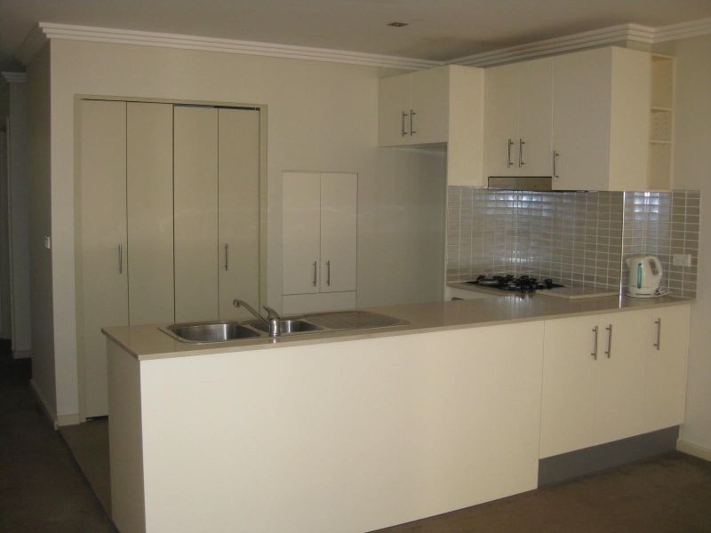 2A Lydbrook Street, Westmead NSW 2145