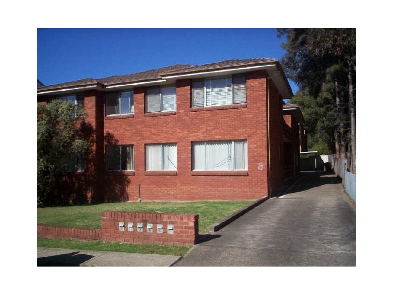 8 PRIDDLE STREET, Westmead NSW 2145