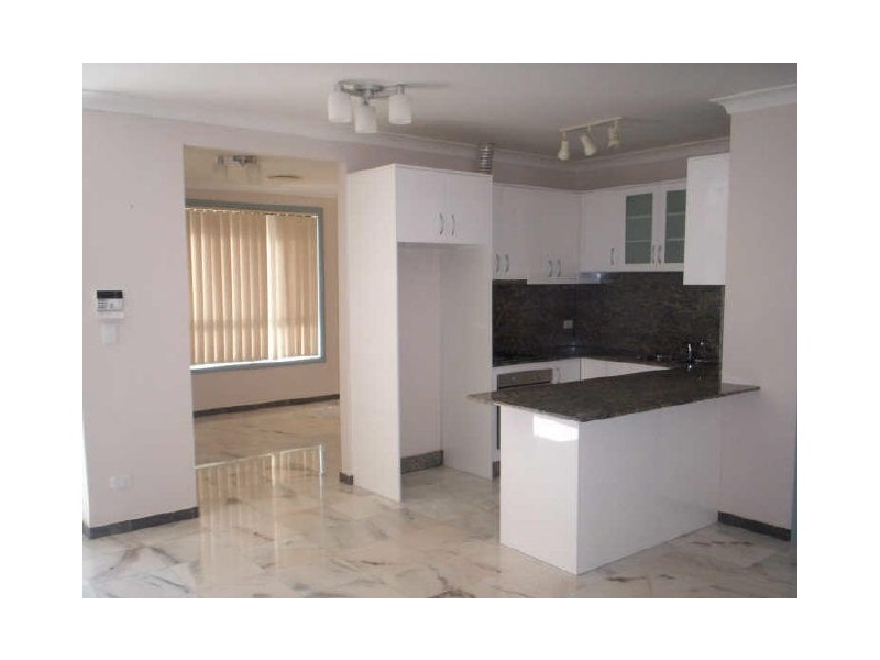 4B BELINDA PLACE, Mays Hill NSW 2145