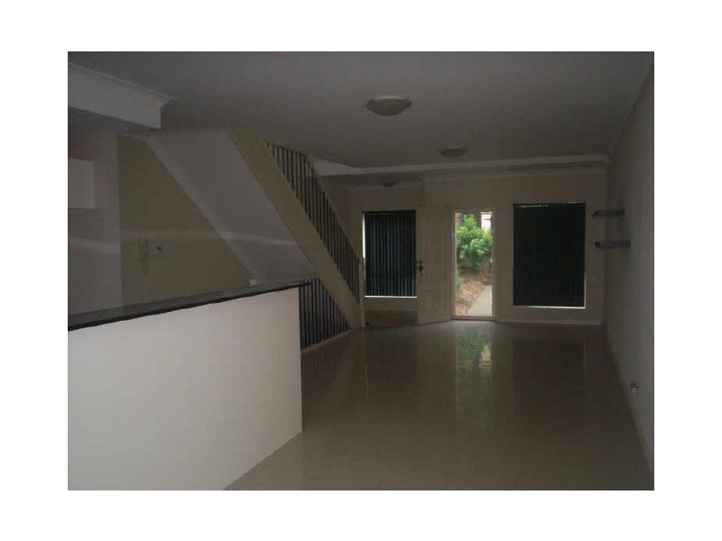 8-16 VIRGINIA STREET, Rosehill NSW 2142