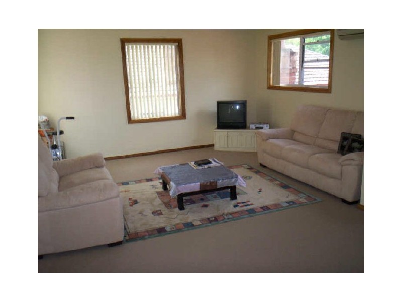 18 GRAND AVENUE, Westmead NSW 2145