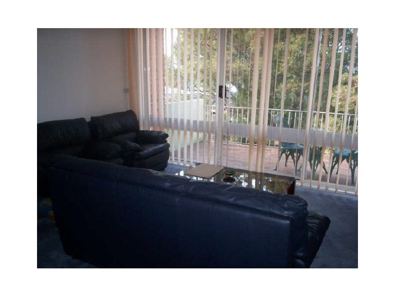 9-11 CAROLINE STREET, Westmead NSW 2145