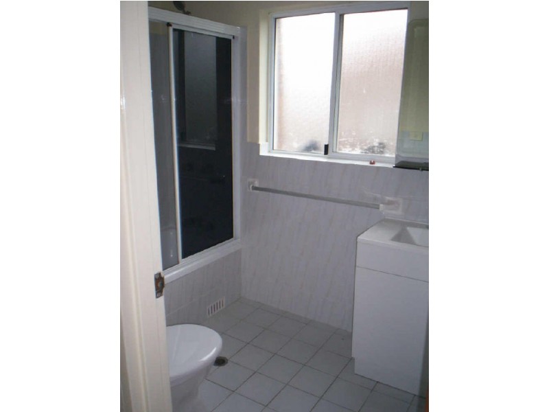 15 PYE ST, Westmead NSW 2145