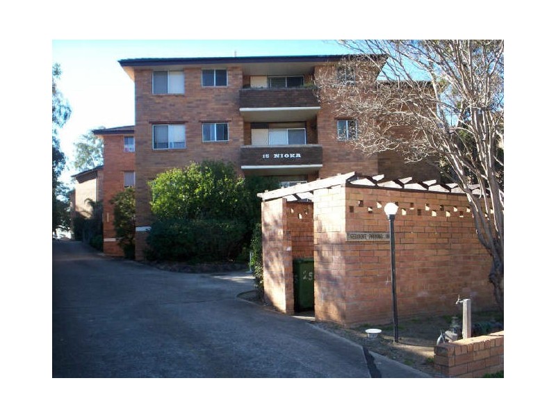13/15 Good Street, Westmead NSW 2145