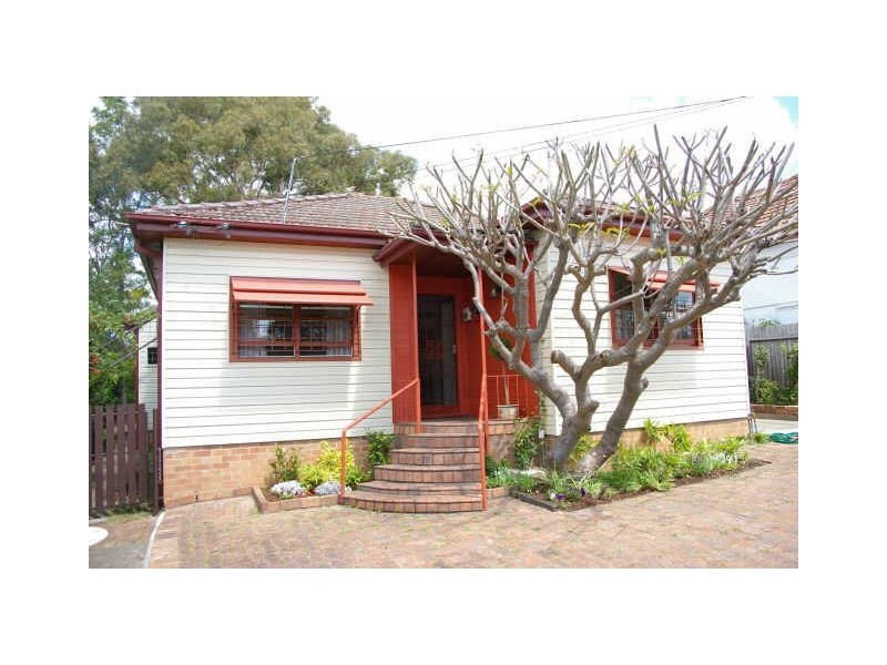 36 Moree Avenue, Westmead NSW 2145