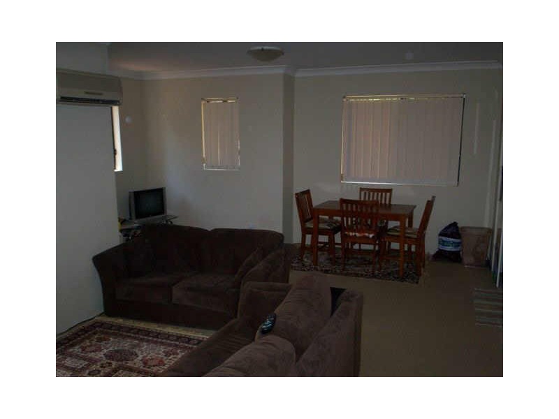 8/23A Good Street, Westmead NSW 2145