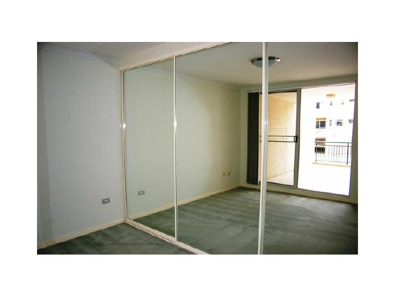 31-33 MOSS PLACE, Westmead NSW 2145