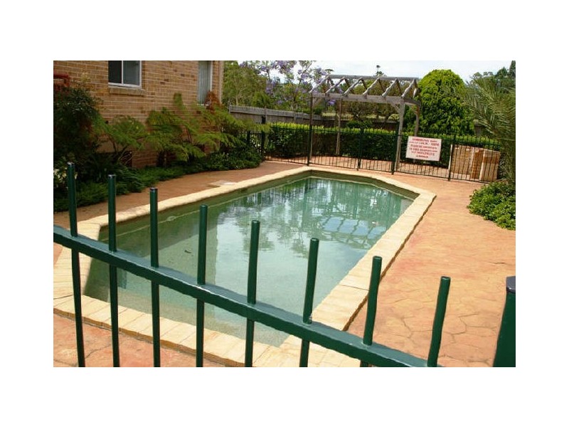 31-33 MOSS PLACE, Westmead NSW 2145