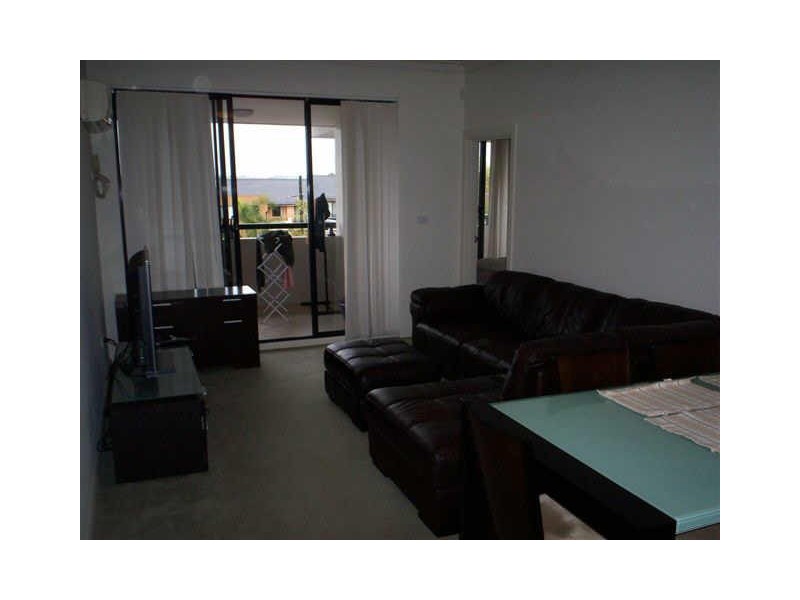 11/8-10 Lydbrook Street, Westmead NSW 2145