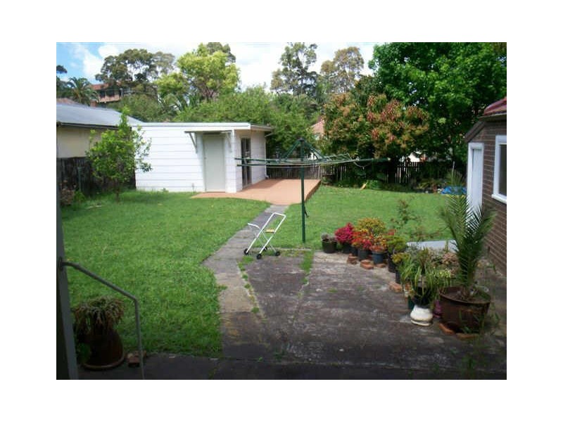 18 Grand Avenue, Westmead NSW 2145