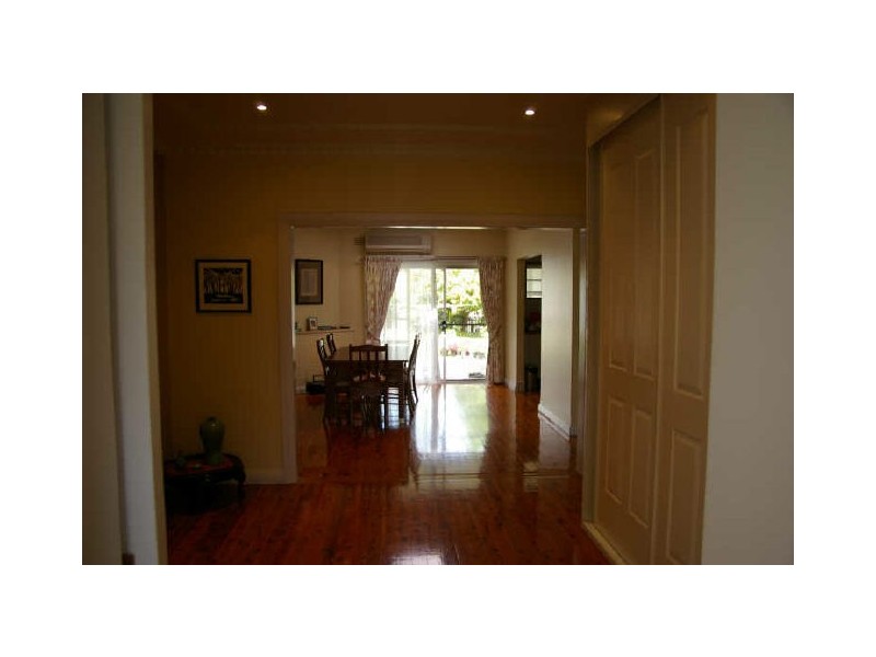 18 Grand Avenue, Westmead NSW 2145