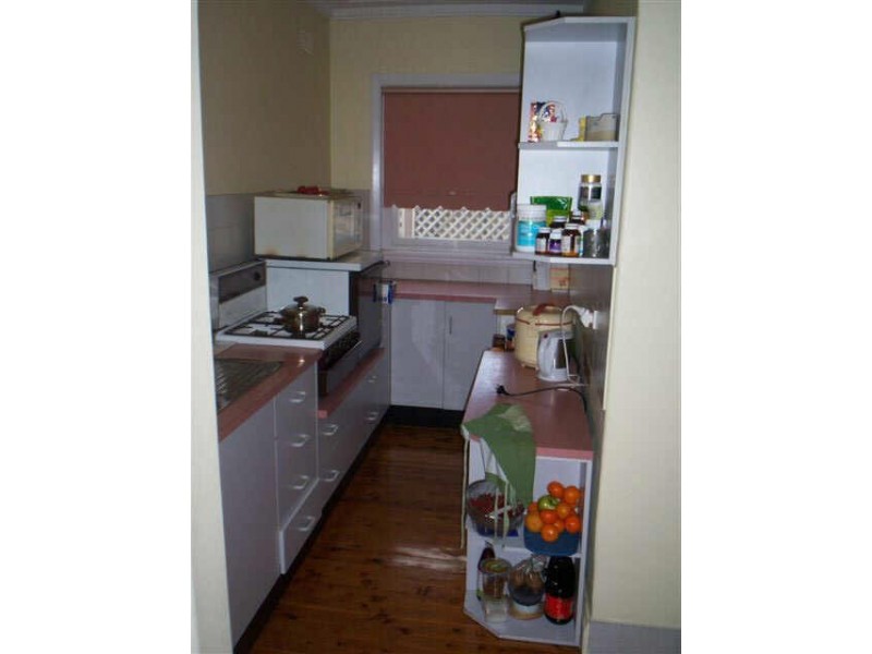 18 Grand Avenue, Westmead NSW 2145