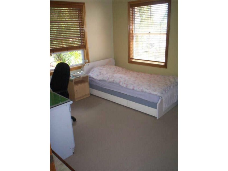 18 Grand Avenue, Westmead NSW 2145