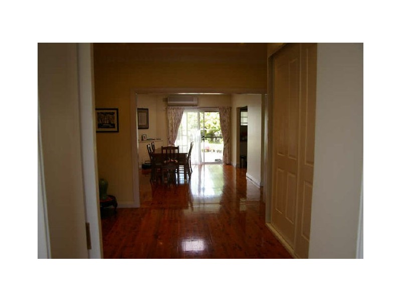 18 Grand Avenue, Westmead NSW 2145