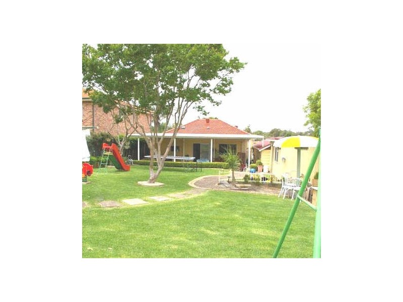 10 Robilliard Street, Mays Hill NSW 2145