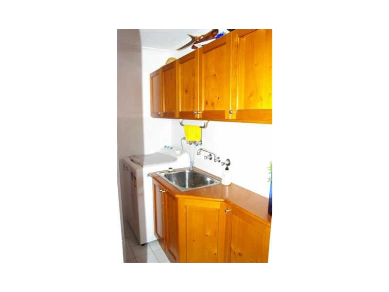 10 Robilliard Street, Mays Hill NSW 2145