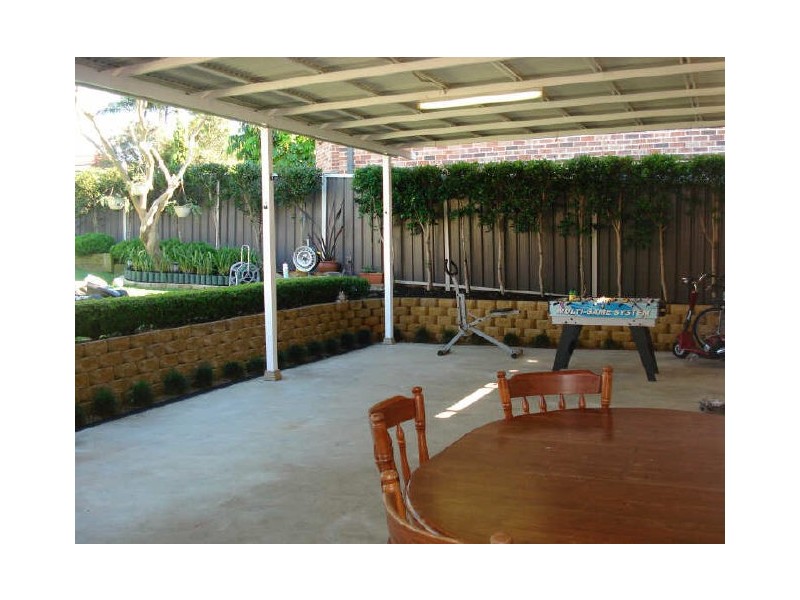 10 Robilliard Street, Mays Hill NSW 2145