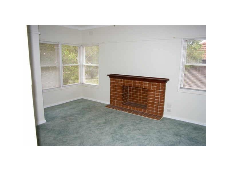 9 Booth Street, Westmead NSW 2145