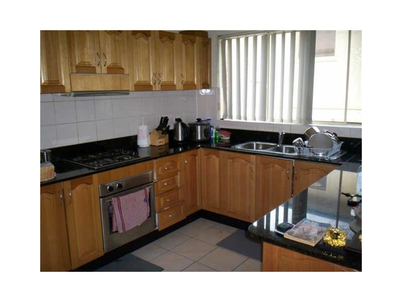 1/10 Caroline Street, Westmead NSW 2145