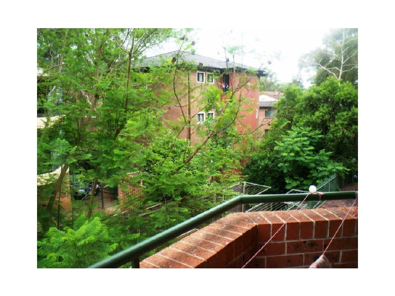 12/9-11 Priddle Street, Westmead NSW 2145