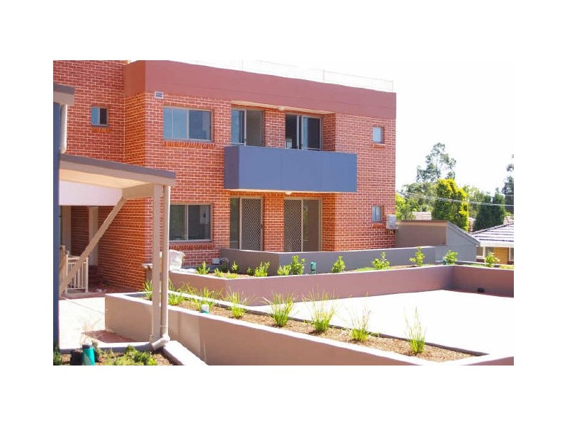 548-556 Woodville Road, Guildford NSW 2161