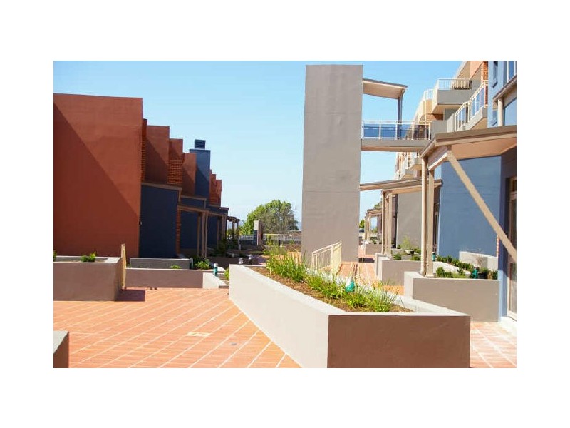 548-556 Woodville Road, Guildford NSW 2161