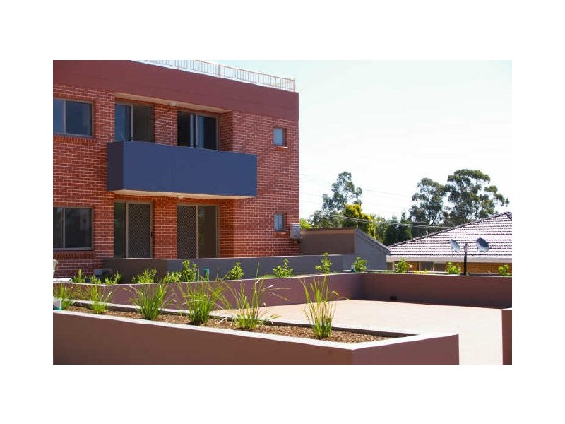 548-556 Woodville Road, Guildford NSW 2161