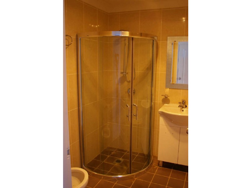 548-556 Woodville Road, Guildford NSW 2161