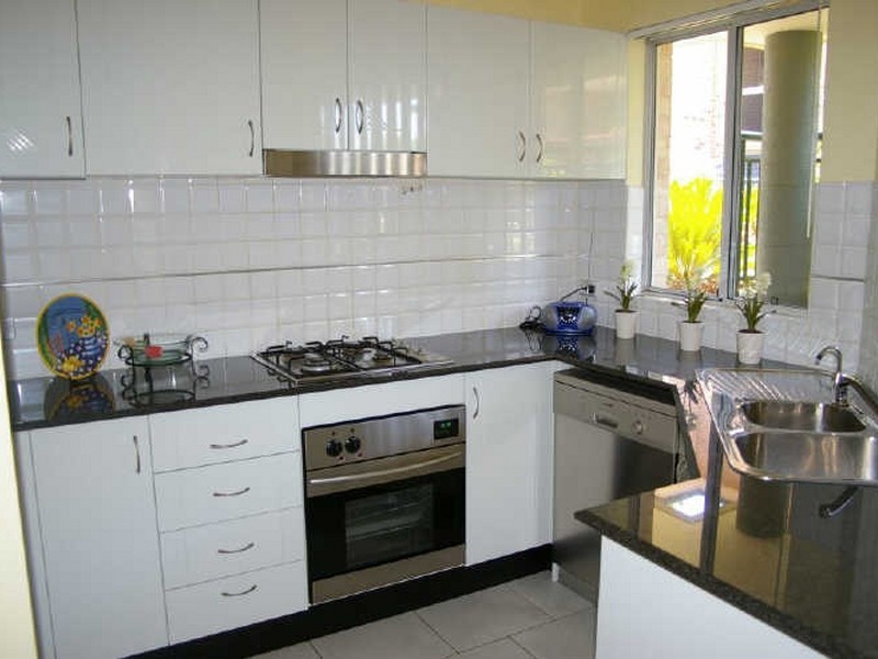 17/31-33 Moss Place, Westmead NSW 2145