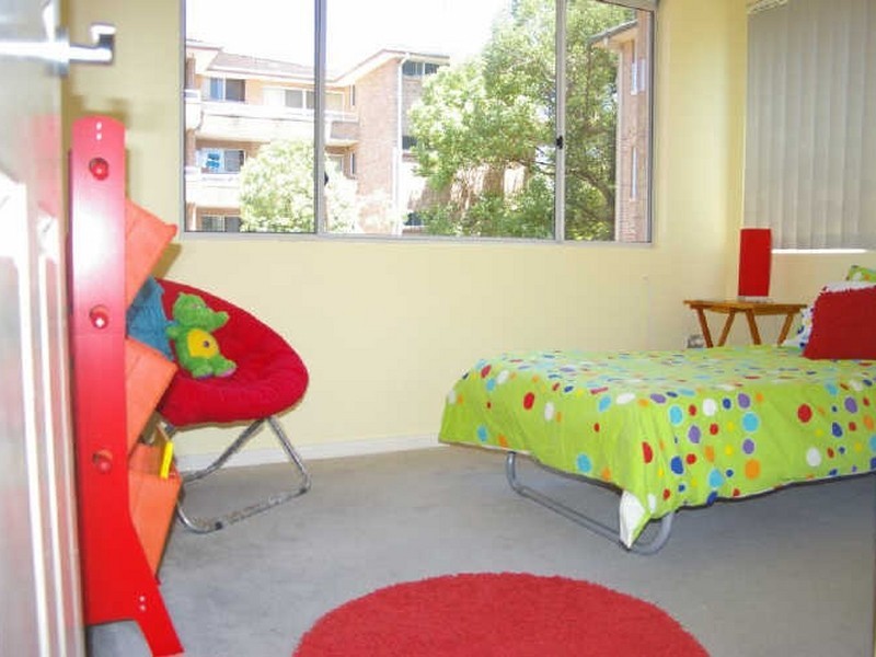 17/31-33 Moss Place, Westmead NSW 2145