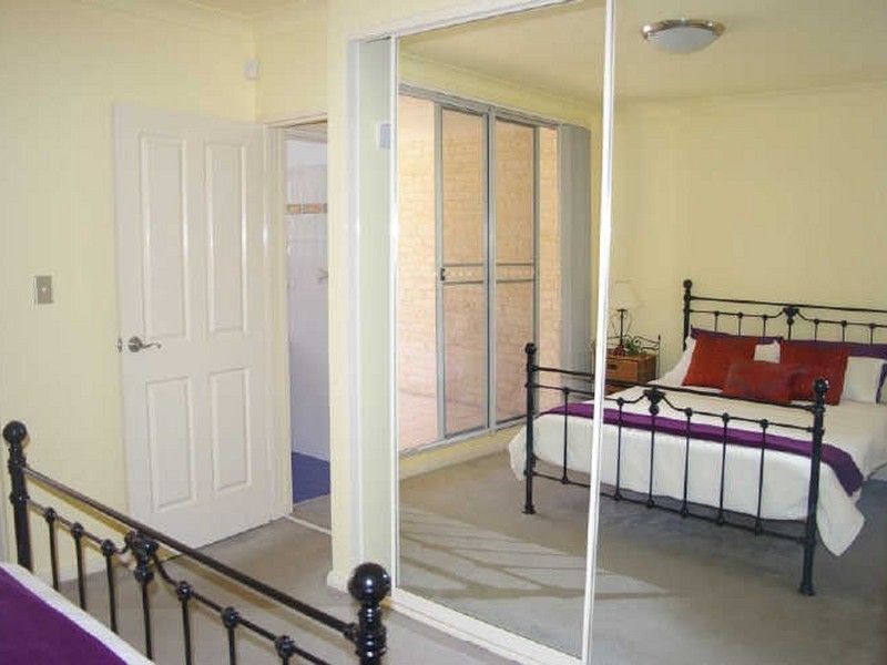 17/31-33 Moss Place, Westmead NSW 2145