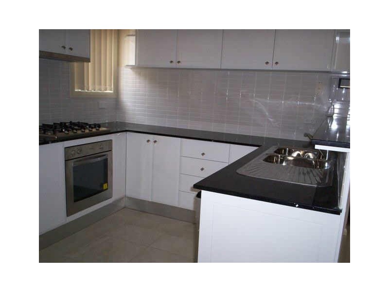 2B Broxbourne Street, Westmead NSW 2145