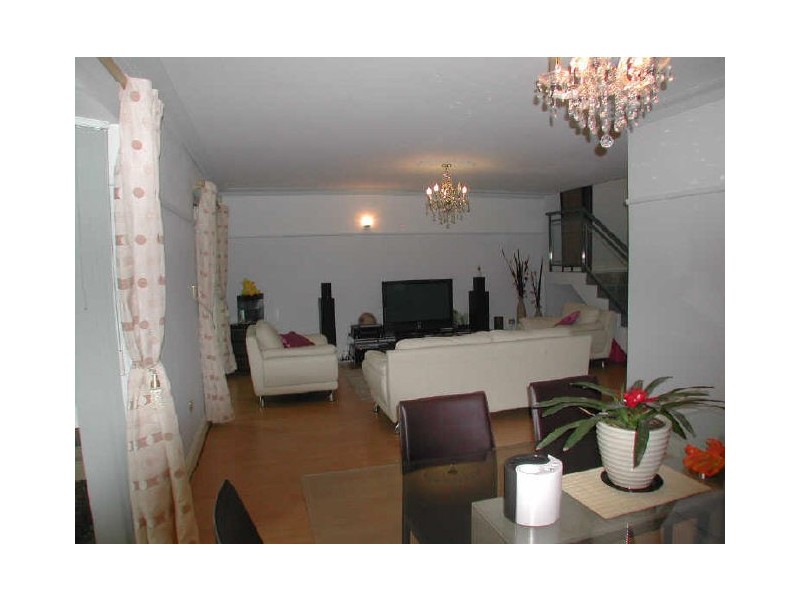 132/40 Strathalbyn Drive, Oatlands NSW 2117