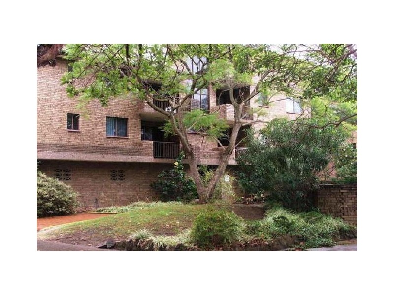 22/10-12 Alfred Street, Westmead NSW 2145