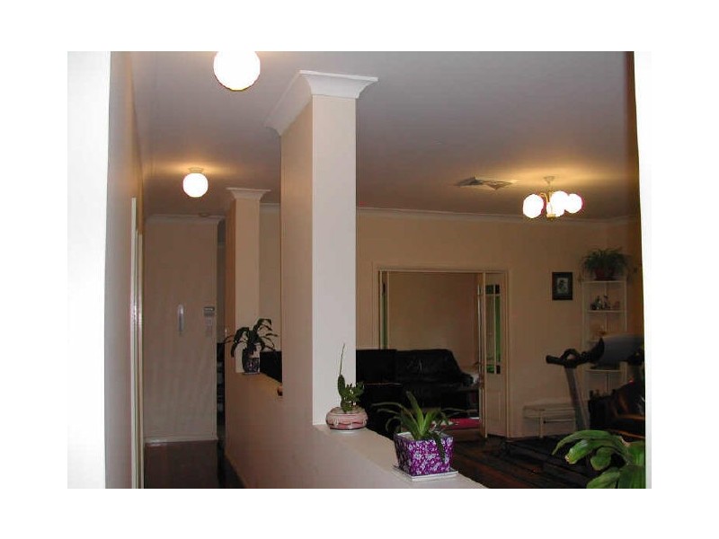 12A Booth St, Westmead NSW 2145