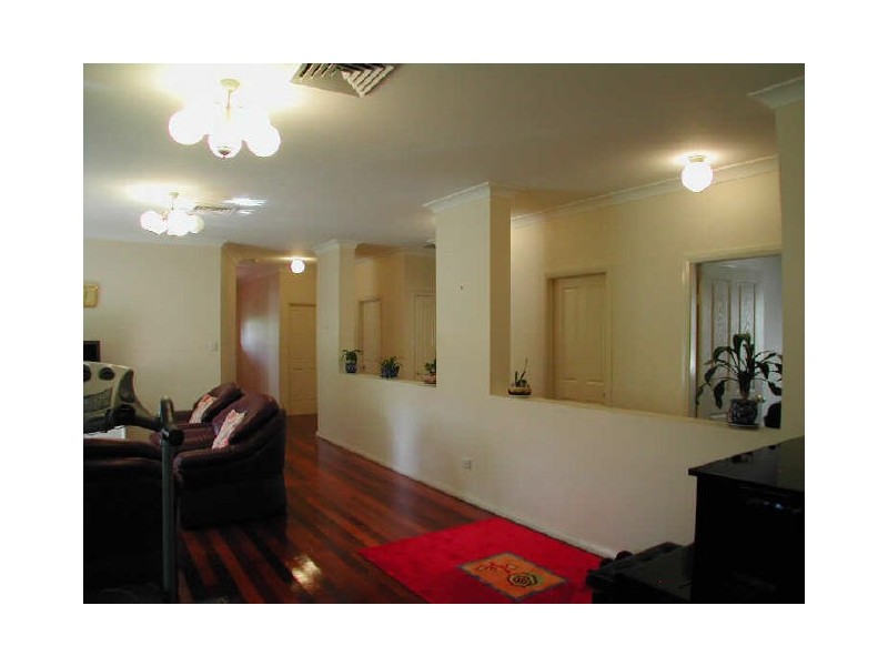 12A Booth St, Westmead NSW 2145