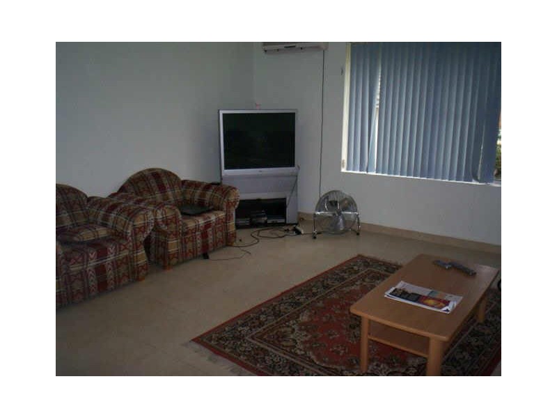 10/4 Alexandra Avenue, Westmead NSW 2145