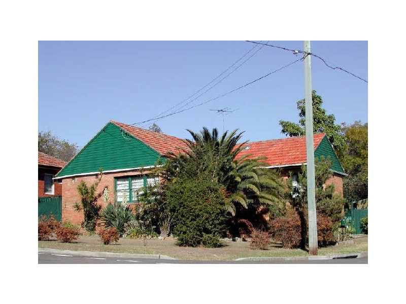 6 Macarthur Crescent, Westmead NSW 2145