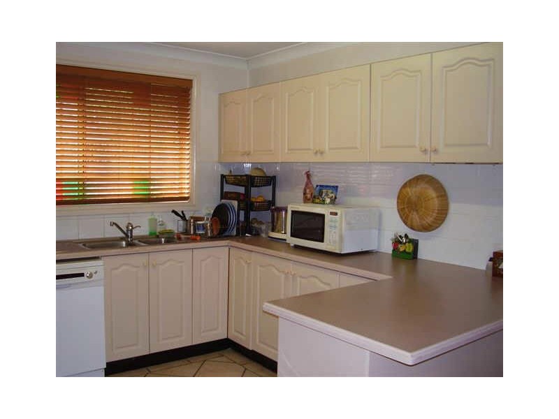 2/44 Alexandra Avenue, Westmead NSW 2145