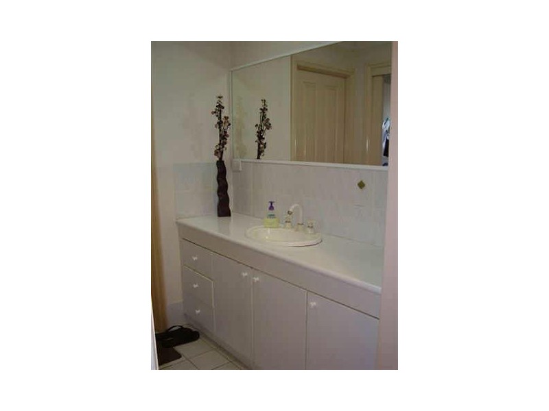 2/44 Alexandra Avenue, Westmead NSW 2145