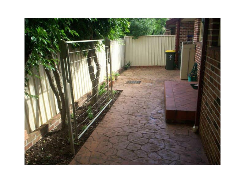 4/4-6 Drew Street, Westmead NSW 2145