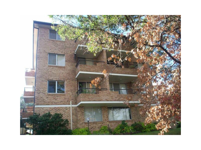 16/11-13 Good Street, Westmead NSW 2145