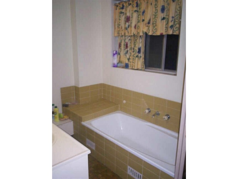 16/11-13 Good Street, Westmead NSW 2145